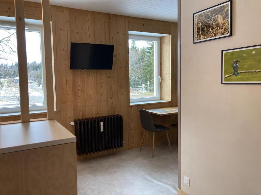 Studio Chaleureux Au Depart Des Sentiers Et Pistes De Ski Lajoux 外观 照片